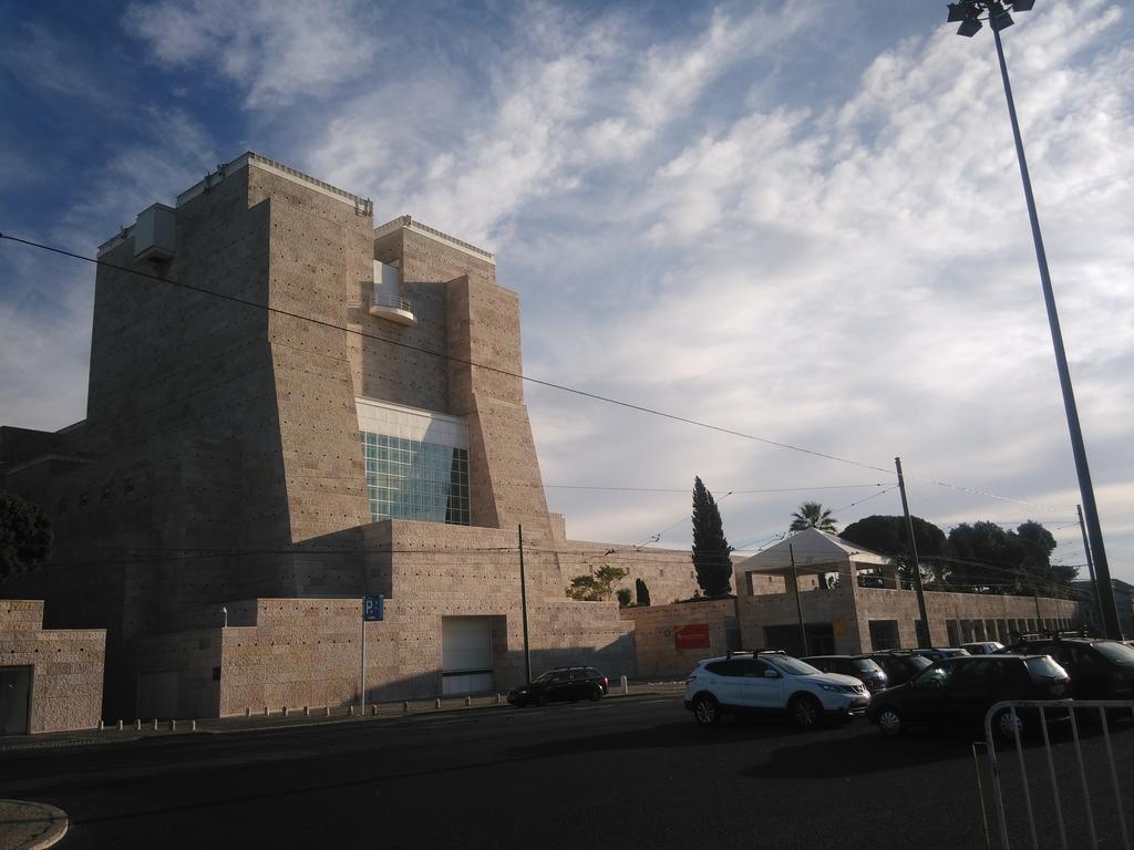 Apartamento Sun House Belem - Free Parking And View Tower *
